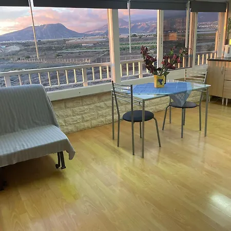 Small Rooftop, Ocean View * Arona